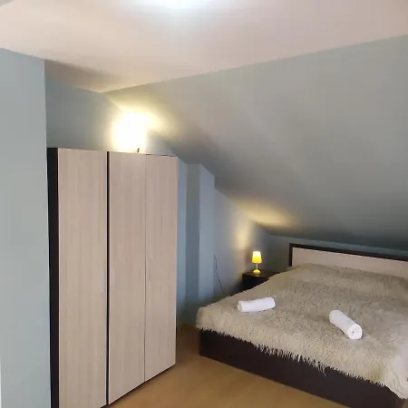 Mountain Sunrise Apartman Banszko