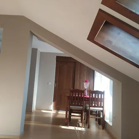 Mountain Sunrise Apartment *